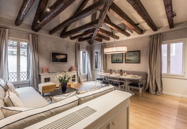  a Venezia - La Marchesa Luxury Apartment with Terrace